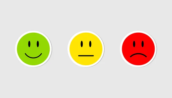 Üç çıkartmaları emoji. İfadeler yeşil, sarı ve kırmızı renk. Geri bildirim kavramı. Düz tasarım