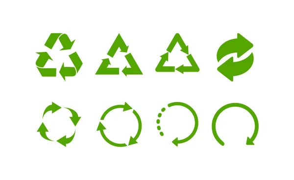 Señales de reciclaje verde. Reciclar iconos. Conjunto de símbolos de reciclaje verde — Vector de stock