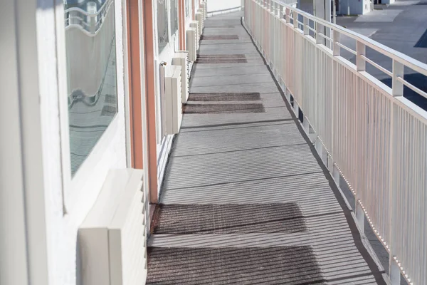Perspective Modern Glass Steel Balcony Deck Patio Promenade Railing Exterior — Stock Photo, Image