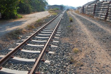 Demiryolu ile ufuk noktası, paralel ve sonsuzluk, demiryolu arka plan