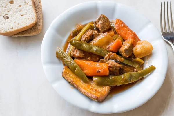 Turlu Comida Turca Mezcla Verduras Con Carne Cubos Alimentos Tradicionales — Foto de Stock