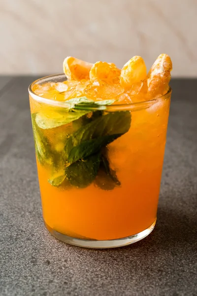 Mandarin Mojito Cocktail Mint Leaves Crushed Ice Tangerine Clementine Summer — Stock Photo, Image