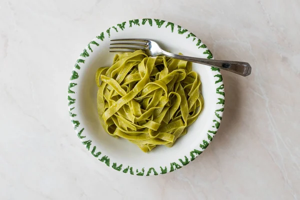 Spaghetti Pasta Italiana Fettuccine Servite Con Piatto Pronto Mangiare Tagliatelle — Foto Stock