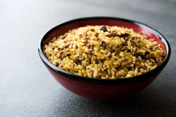 Arroz Bulgur Crudo Con Trigo Sarraceno Bulghur Para Pilav Pilaf — Foto de Stock