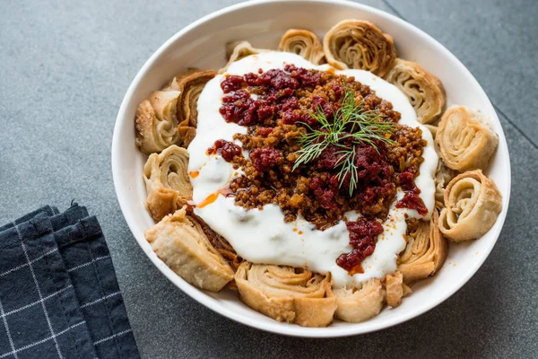 Turkish Manti Yogurt Minced Meat Fried Butter Sauce Artvin Called — Stock Photo, Image