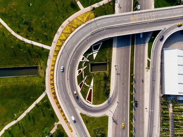 Vista Aérea Del Drone Estambul Kartal Intersección Intercambio Carreteras Transporte —  Fotos de Stock