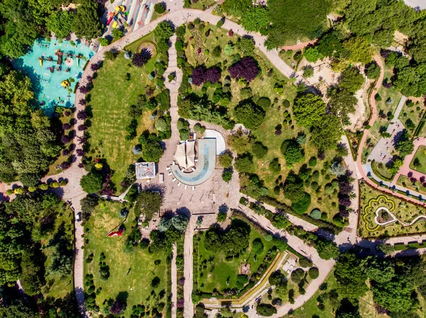 Vista Aérea Drone Kadikoy Goztepe Freedom Garden Park Istambul Ozgurluk — Fotografia de Stock
