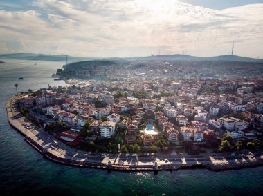 Istanbul üsküdar sahil hava dron görünümü. Cityscape.