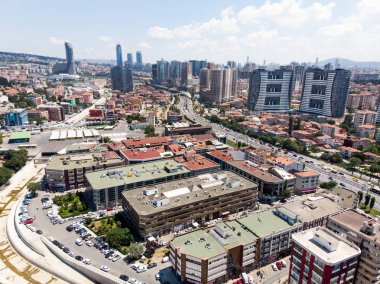 Istanbul, Türkiye - 23 Şubat 2018: Kadıköy hava dron görünümünü / Istanbul. Cityscape.