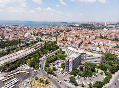 Istanbul, Türkiye - 23 Şubat 2018: Kadıköy hava dron görünümünü / Istanbul. Cityscape.