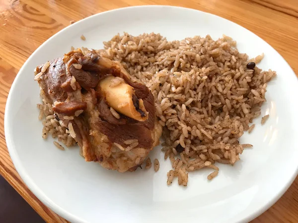 Carne Cordero Turca Con Pilav Pilaf Arroz Relleno Alimento Tradicional —  Fotos de Stock