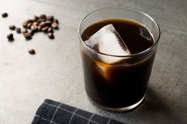 Soğuk bira kahve buz organik yaz İçecek ile.