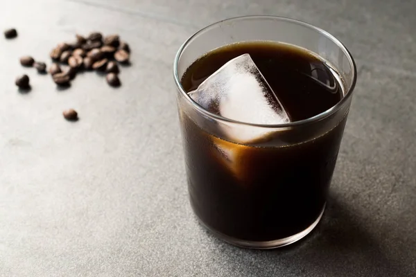 Soğuk bira kahve buz organik yaz İçecek ile.