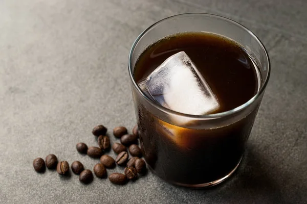 Soğuk bira kahve buz organik yaz İçecek ile.