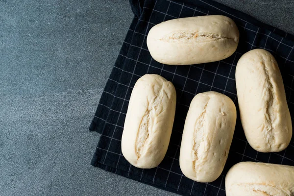 Pão Baguette Cru Pronto Para Assar Forno Padaria Francala Francesa — Fotografia de Stock