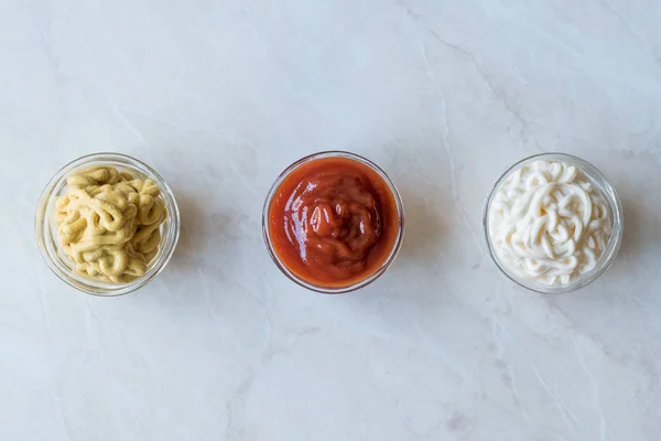 Set Mit Drei Klassischen Sauce Ketchup Mayonnaise Und Senf Kleinen — Stockfoto