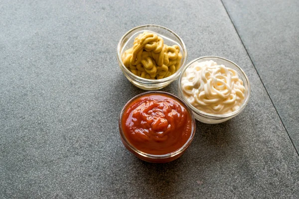 Set Mit Drei Klassischen Sauce Ketchup Mayonnaise Und Senf Kleinen — Stockfoto