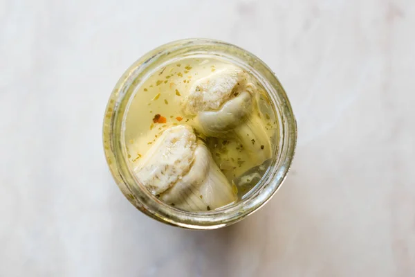Pickled Artichoke Hearts Pickle Glass Bottle Jar Makanan Organik — Stok Foto