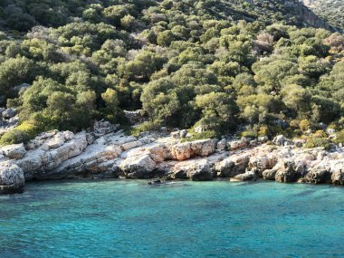Kayaköy Kekova(Simena) Köyü, Fethiye, Mugla batık şehir Kekova Antalya Kastamonu ilinin turqouise deniz kaya ile denizden Üçağız bay görünümünde ve antik kenti