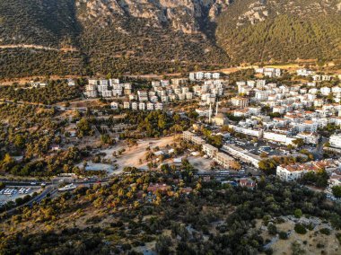 Hava dron görünümü kaş Dalış, Yatçılık ve Turizm şehir bölge Antalya İli, Türkiye'de küçük bir balıkçı, var. Türkiye'de tatil