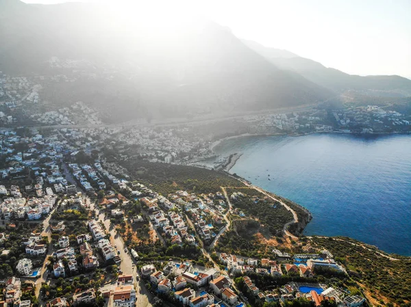 Havadan görünümü tatil beldesi Kalkan Antalya Türkiye'de. Türkiye'de tatil.