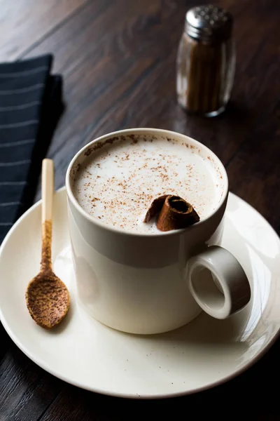 Salep Turco Sahlep Con Palitos Canela Ponche Huevo Navidad Bebida — Foto de Stock