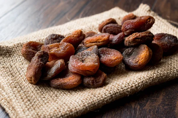 Estilo Turco Albaricoques Ecológicos Secados Sol Saco Alimentos Tradicionales —  Fotos de Stock