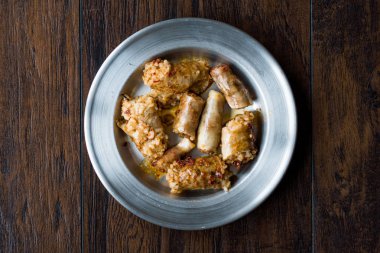 Et yemek kıyılmış ve pirinç koyun bağırsak Mumbar Dolma doldurulmuş. Geleneksel gıda.