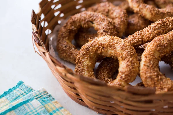 Turecké Bagel Kandil Simidi Simit Sezamovými Semínky Tradiční Potraviny — Stock fotografie