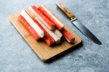 Taze yengeç sopa Surimi yemeye hazır. Fast Food.