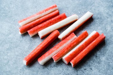 Taze yengeç sopa Surimi yemeye hazır. Fast Food.