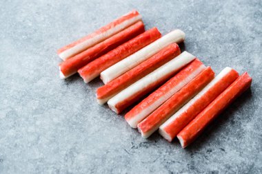 Taze yengeç sopa Surimi yemeye hazır. Fast Food.