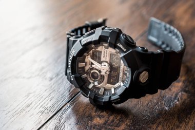 Türkiye, Istanbul - 7 Ekim 2017: Casio G-Shock seyretmek. Moda ürün.