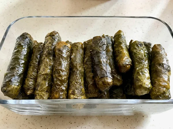 Turkish Sarma Zeytinyagli Dolma Stuffed Grape Leaves Traditional Turkish Food — Stock Photo, Image