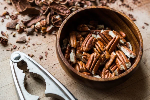 Pekannüsse Holzschale Ohne Schale Walnüsse Geschält Bio Lebensmittel — Stockfoto