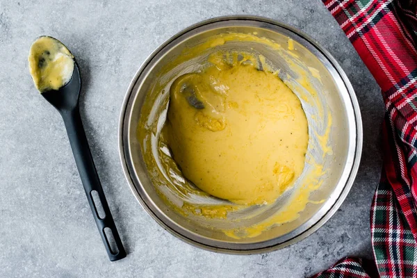 Sauce Hollandaise Topf Zubereiten Französisches Kochrezept Traditionelle Lebensmittel — Stockfoto