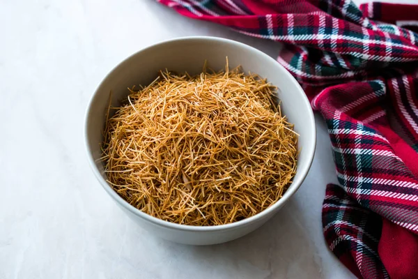 Gebakken Vermicelli Voor Turkse Kadayif Muhallebi Traditionele Natuurvoeding — Stockfoto