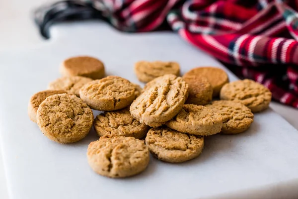 Quick Bites Mini Small Cookies Apple Cinnamon Flavored Питание — стоковое фото