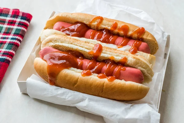 Caixa Cachorro Quente Com Ketchup Salsicha Sanduíche Fast Food Fastfood — Fotografia de Stock