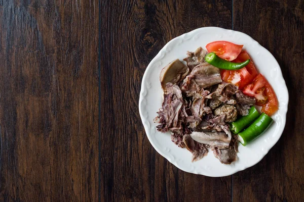 Alimento Tradicional Despojos Turcos Kelle Sogus Carne Cabeza Cordero Con — Foto de Stock