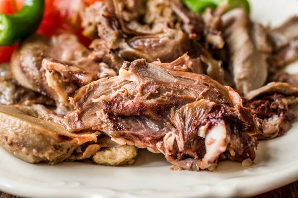 Alimento Tradicional Despojos Turcos Kelle Sogus Carne Cabeza Cordero Con —  Fotos de Stock