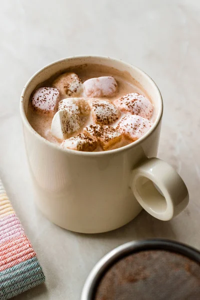 Babyccino Lait Maison Sain Avec Guimauves Cacao Cannelle Poudre Pour — Photo