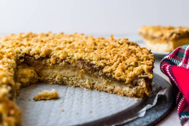 Ev yapımı elma pasta parçalamak / Crumb Pie