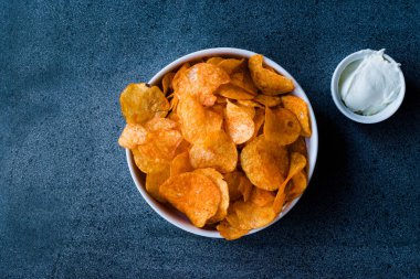 Ev yapımı organik tatlı patates kızartması / Chips Yam