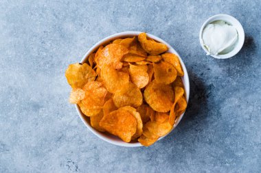 Ev yapımı organik tatlı patates kızartması / Chips Yam