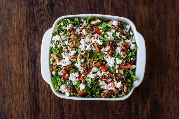 Curd Cheese Salad with Walnut, Arugula Rucola or Rocket Leaves / — Stock fotografie