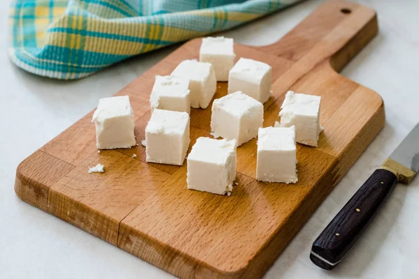 Turco tradizionale Kastamonu Cekme Helva / Halva su tavola di legno . — Foto Stock