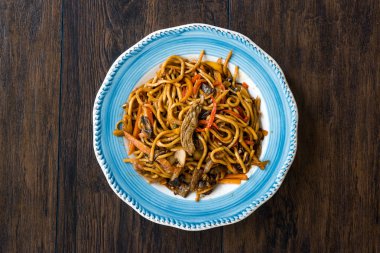 Tabakta Sebzeli Sığır Şehriye.