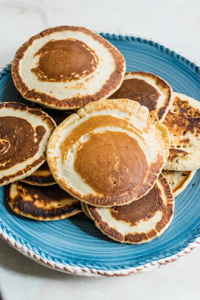 Stack of Plain Pancakes in Plate. — Stock Photo, Image