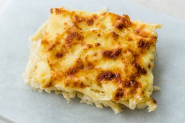 Türk Usulü Makarna Güveç Mac ve Peynir / Firin Makarna.